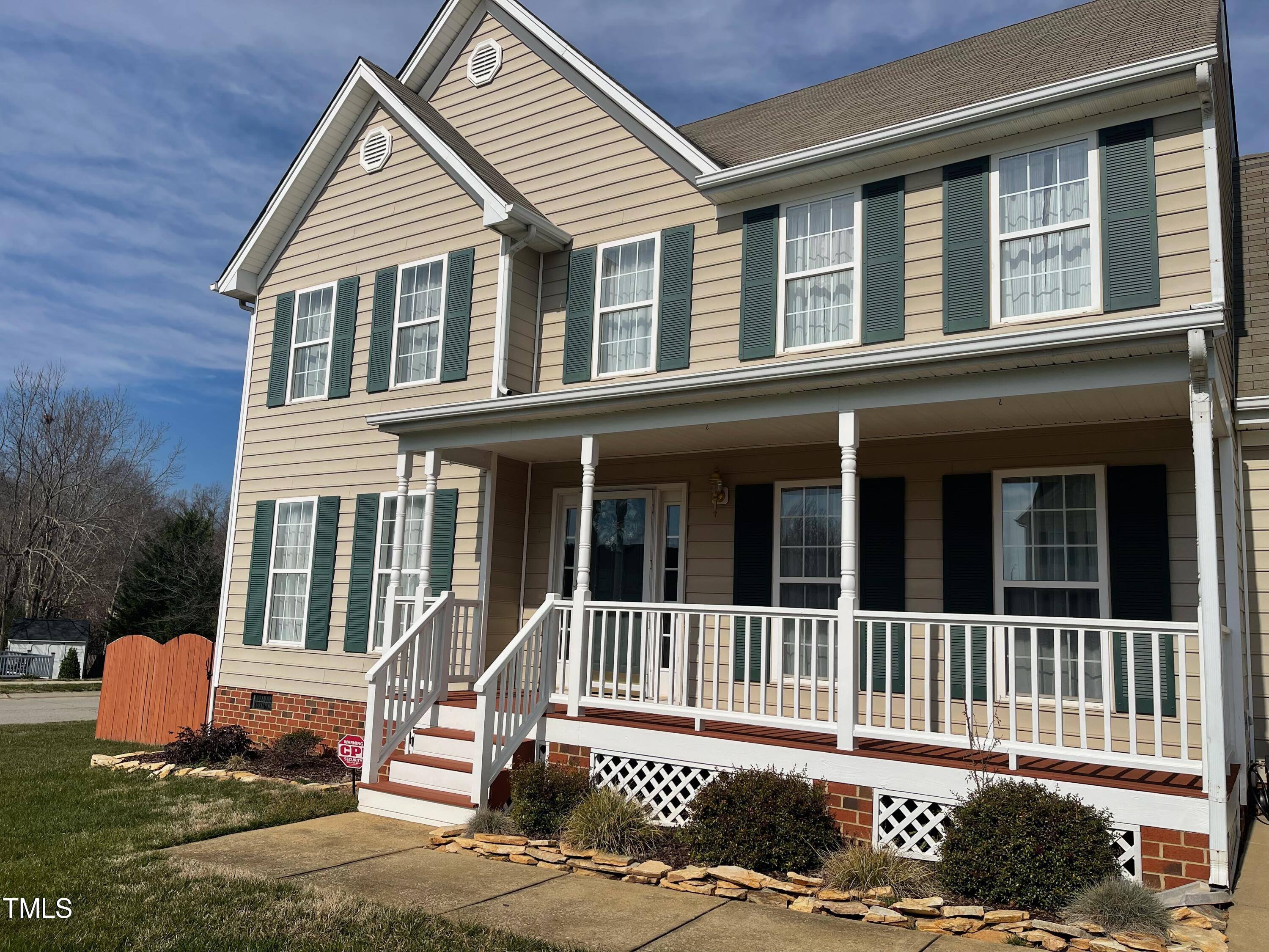 112 Grassy Valley Road Holly Springs, NC 27540 - Photo 3 of 39 front view of a house
