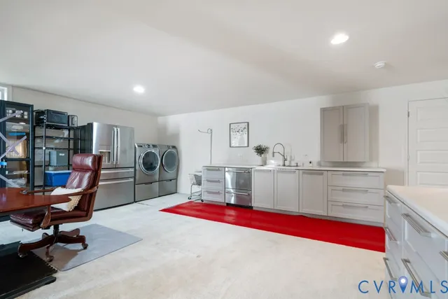 a view of a livingroom with furniture