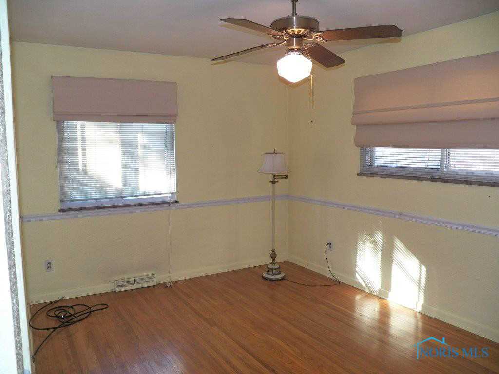 5602 East Rowland Road Toledo, OH 43613 - Photo 17 of 18 Gallery Image 17