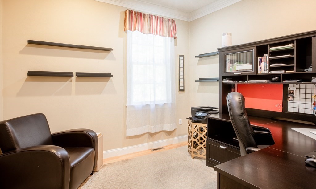 83 Hemlock Road Sudbury, MA 01776 - Photo 13 of 26