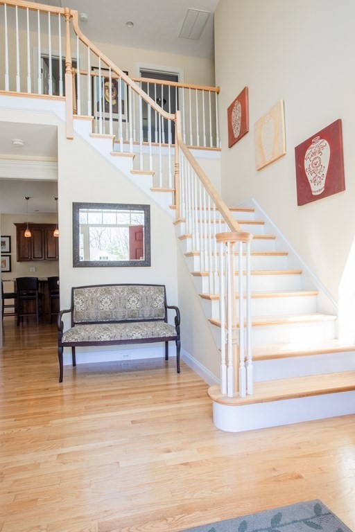 83 Hemlock Road Sudbury, MA 01776 - Photo 4 of 26