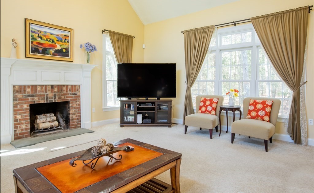 83 Hemlock Road Sudbury, MA 01776 - Photo 9 of 26