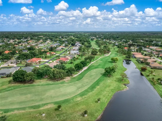 $289,900 | 2706 Monza Drive, Sebring, FL 33872