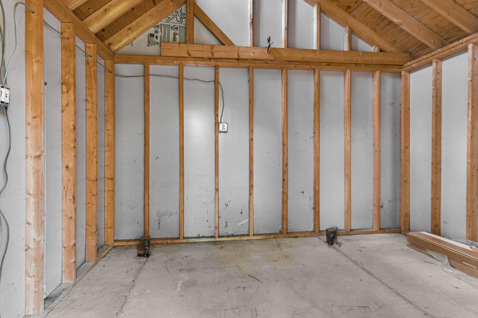 4112 Sunset Road Matteson, IL 60443 - Photo 27 of 28 a view of an empty room