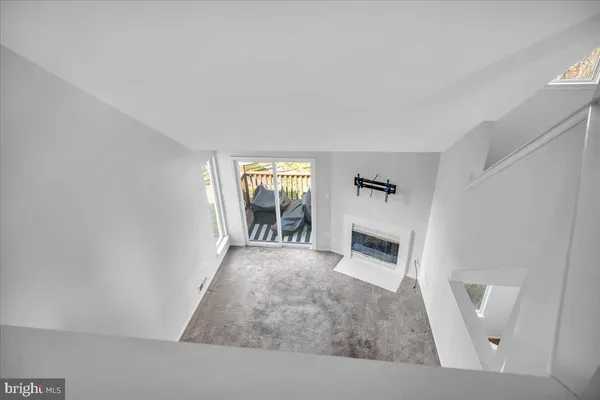 $299,999 | 183 Woodlake Drive, Marlton, NJ 08053