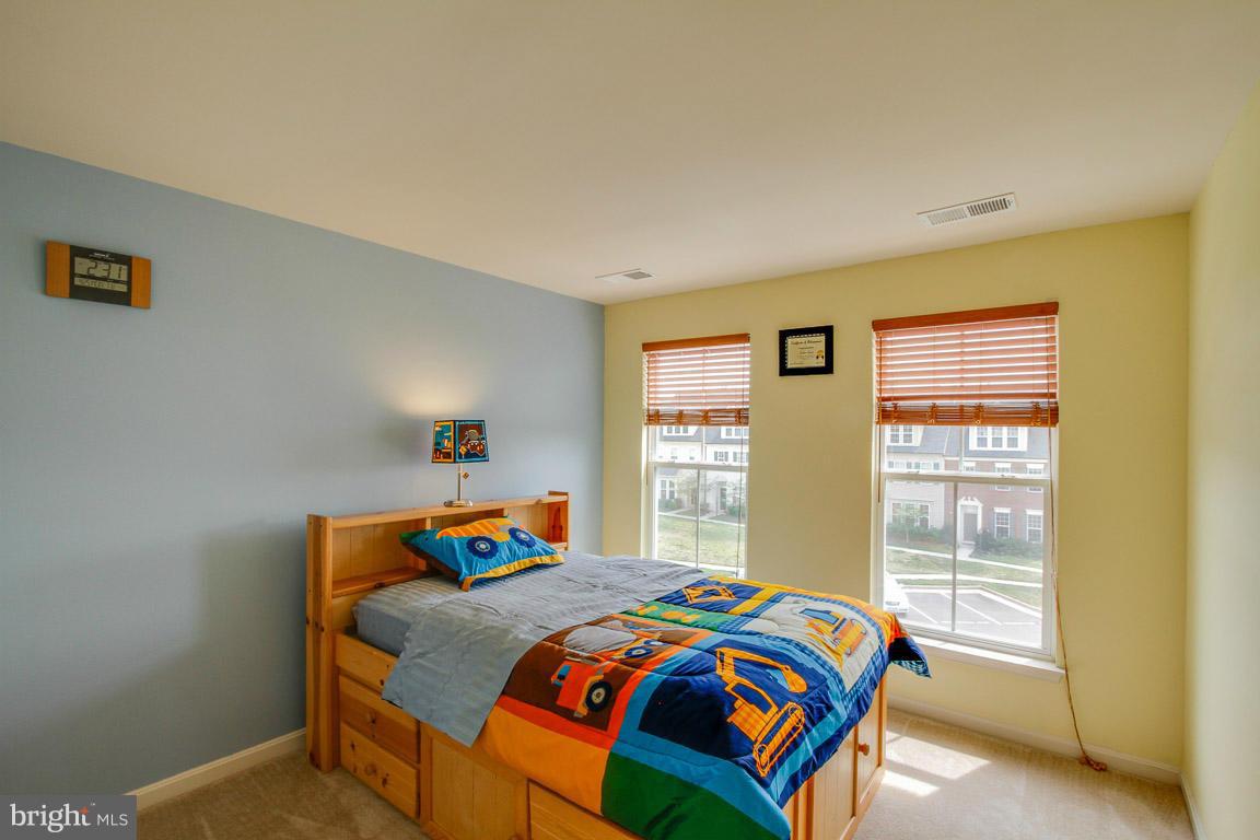 9087 Ribbon Falls Loop Bristow, VA 20136 - Photo 18 of 29 Bedroom 2