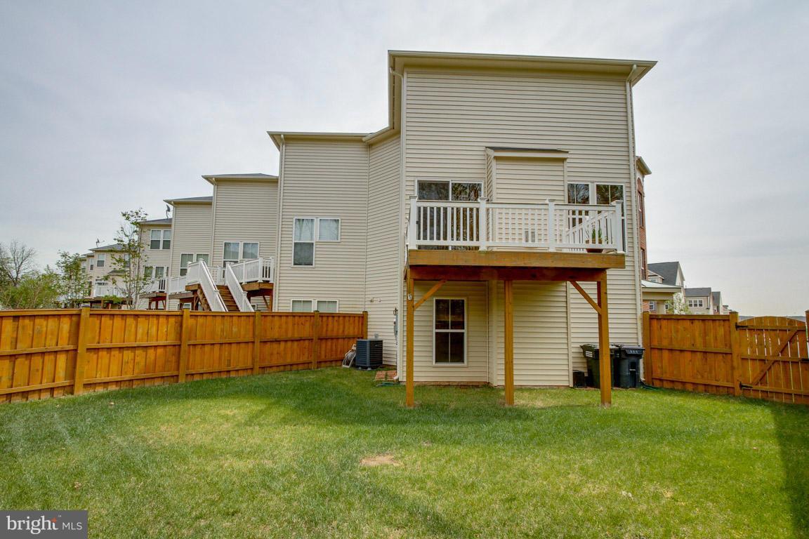 9087 Ribbon Falls Loop Bristow, VA 20136 - Photo 26 of 29 Rear Facade