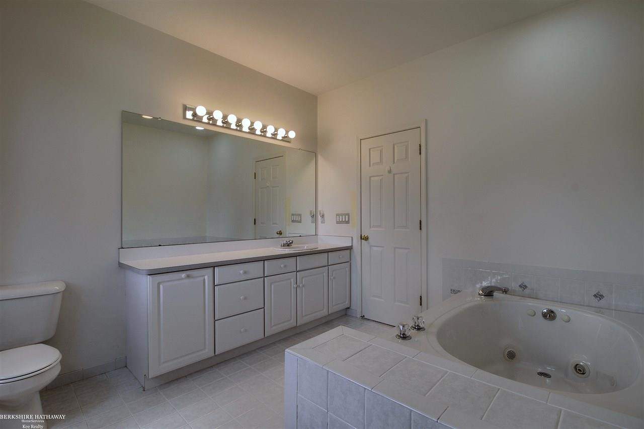 58145 Pheasant Ridge Washington, MI 48094 - Photo 18 of 37 31324741-17.JPG
