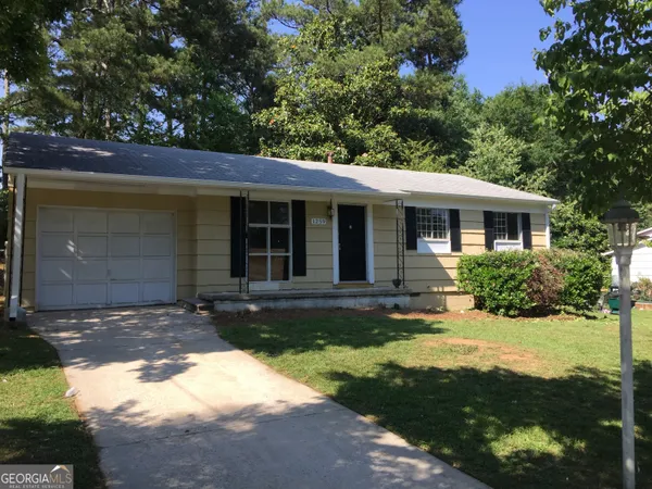 $250,000 | 1259 Pineglen Drive, Riverdale, GA 30296