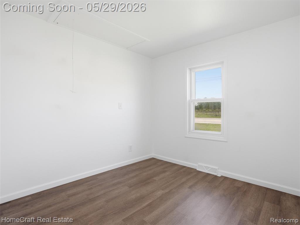 31245 Beverly Road Romulus, MI 48174 - Photo 5 of 24