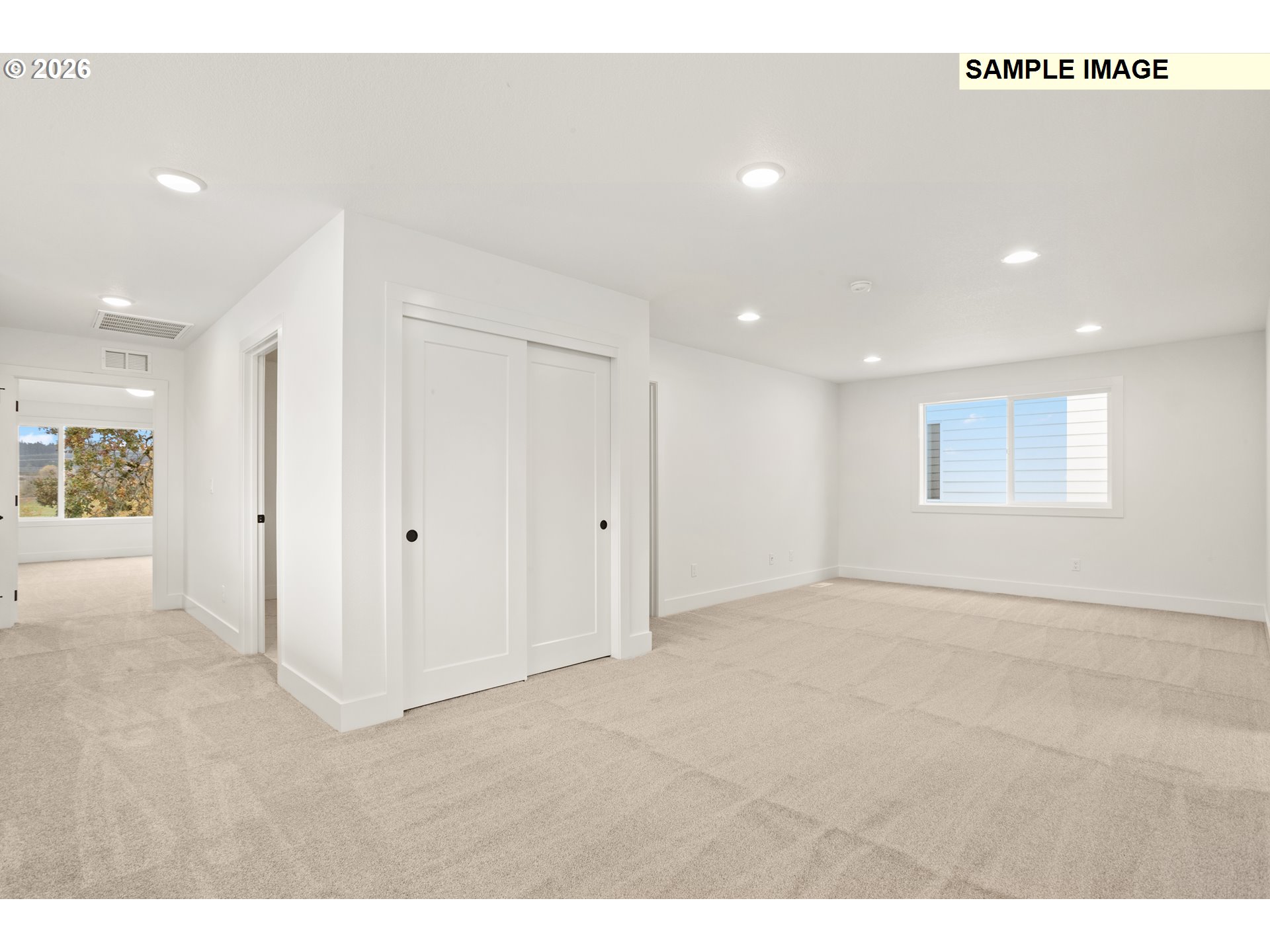 7283 Southwest Frog Pond Lane Wilsonville, OR 97070 - Photo 19 of 33 a view of an empty room
