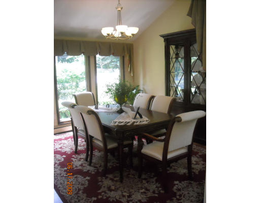 6 Robinwood Road Acton, MA 01720 - Photo 9 of 12 Gallery Image 9