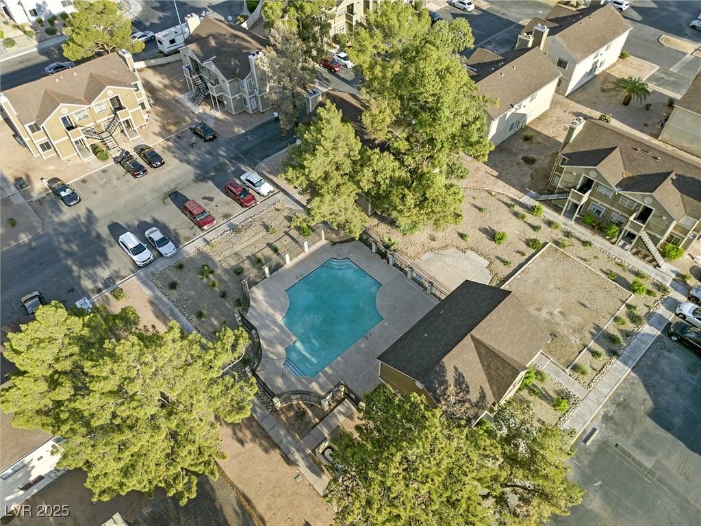 4651 Amberleigh Lane, Unit B Las Vegas, NV 89121 - Photo 15 of 18
