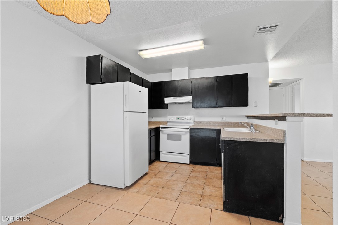 4651 Amberleigh Lane, Unit B Las Vegas, NV 89121 - Photo 4 of 18