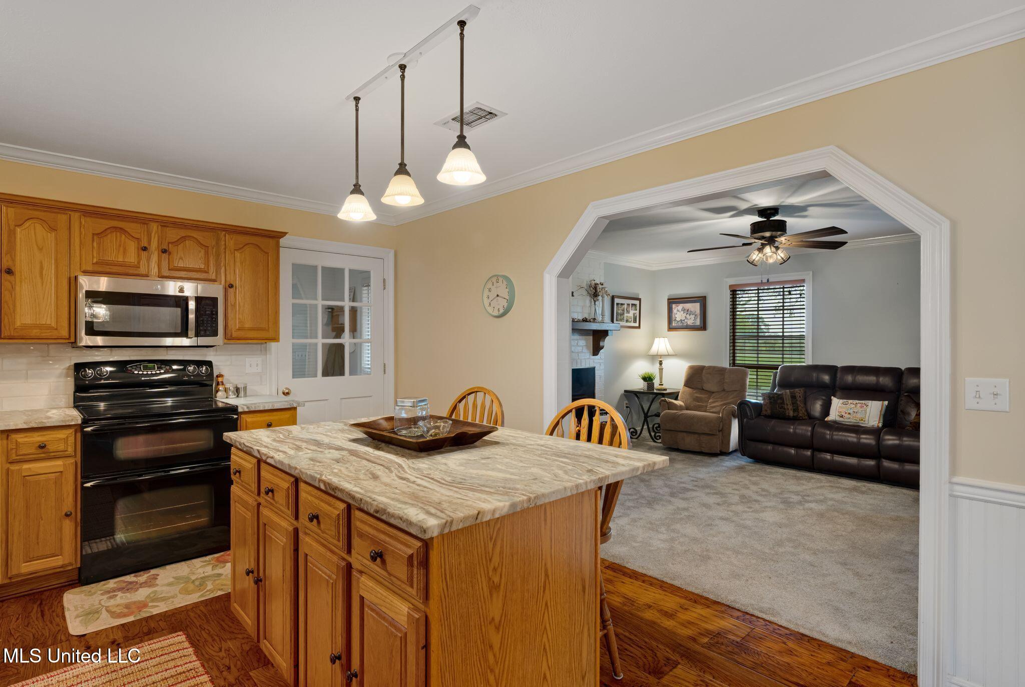 1227 Lambert Lane Southeast Brookhaven, MS 39601 - Photo 17 of 43 1227_Lambert_Ln_SE-17