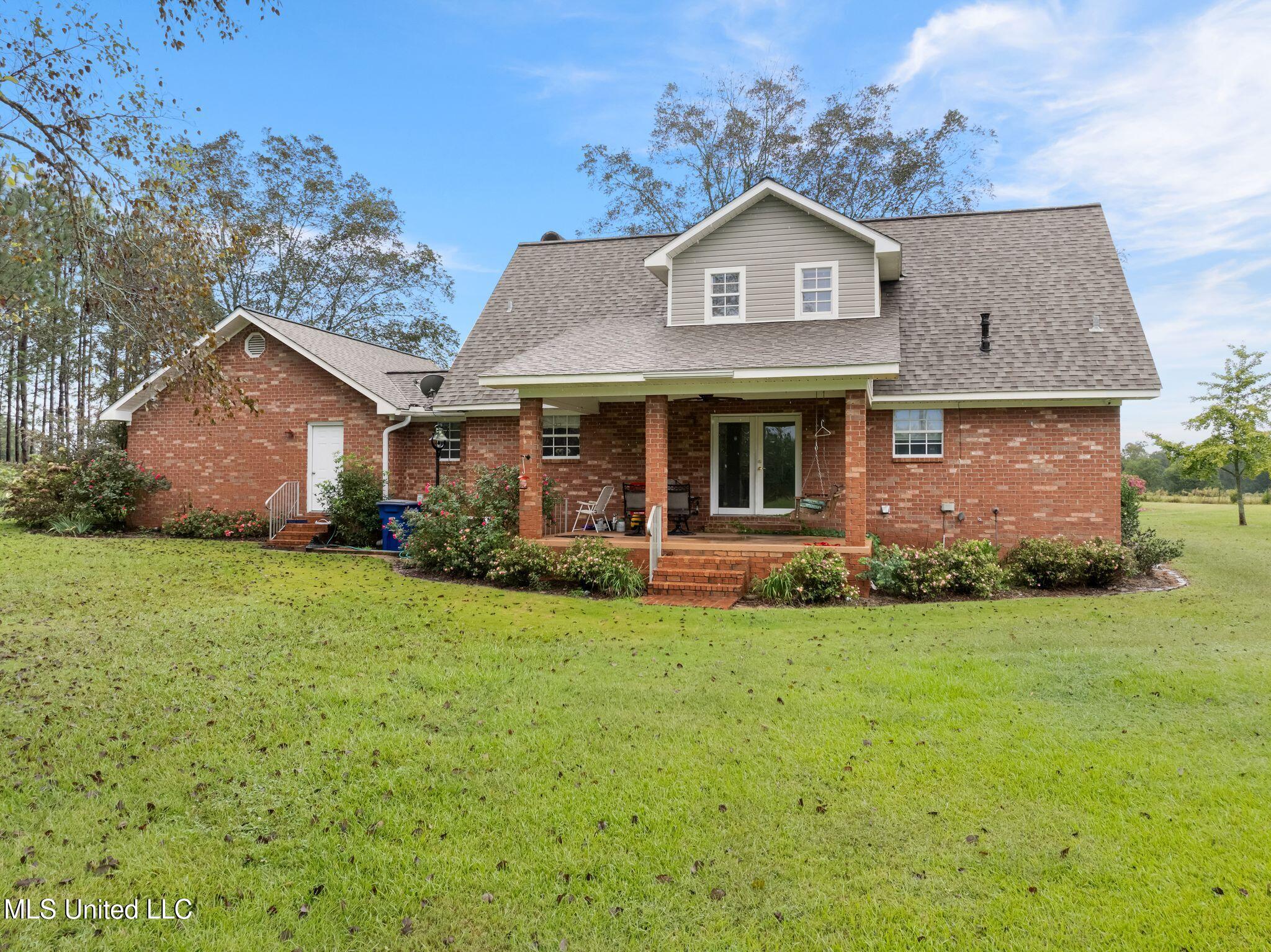 1227 Lambert Lane Southeast Brookhaven, MS 39601 - Photo 34 of 43 1227_Lambert_Ln_SE-34