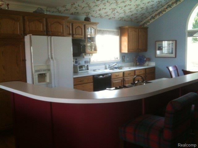 9325 Ridge Road Goodrich, MI 48438 - Photo 11 of 24 Kitchen1.jpg