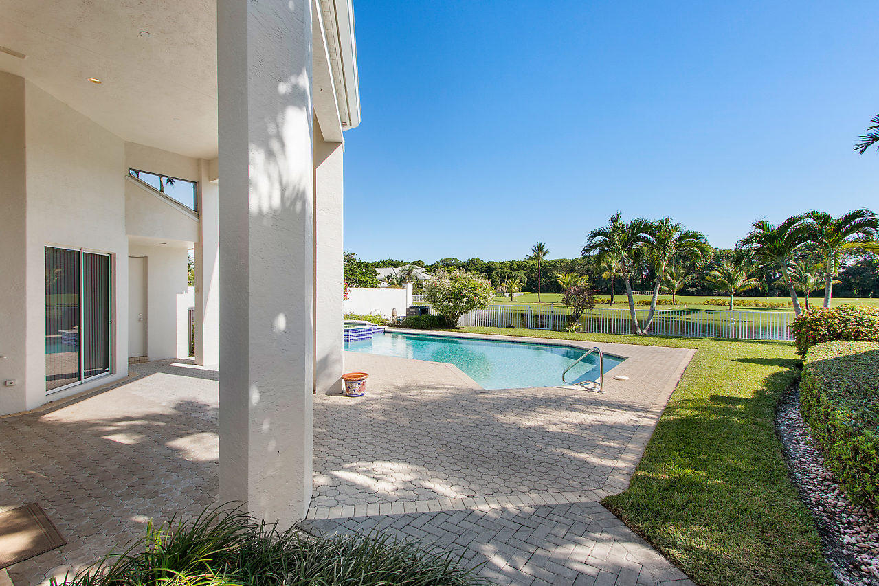 2472 Northwest 61st Diagonal Boca Raton, FL 33496 - Photo 25 of 30 033-2472NW61stDiagonal-BocaRaton-FL-smal