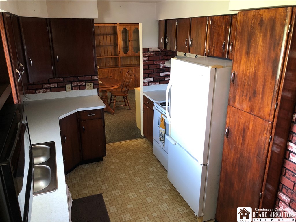 8511 Balcom Cross Road Villenova, NY 14138 - Photo 13 of 46