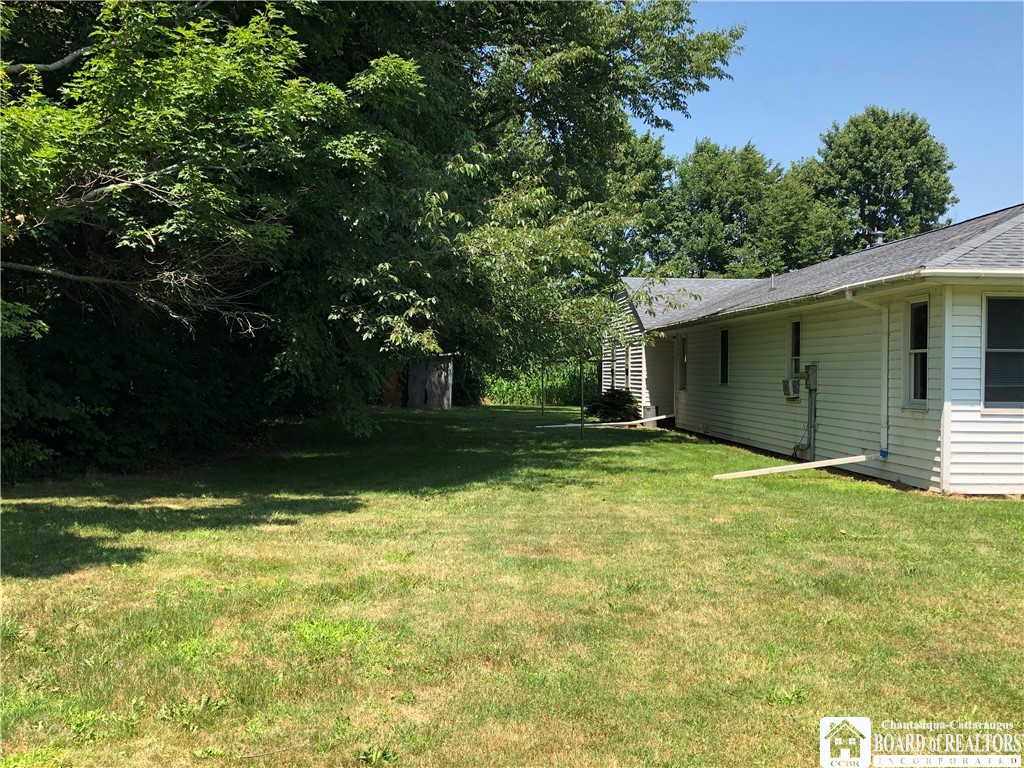 8511 Balcom Cross Road Villenova, NY 14138 - Photo 6 of 46