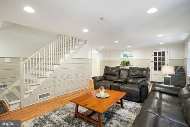 $1,395,000 | 2833 Northampton Street Northwest, Washington, DC 20015