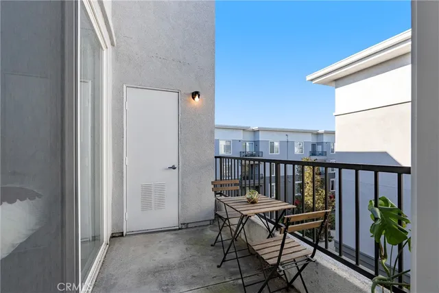 $505,000 | 1801 East Katella Avenue, Unit 4042, Anaheim, CA 92805