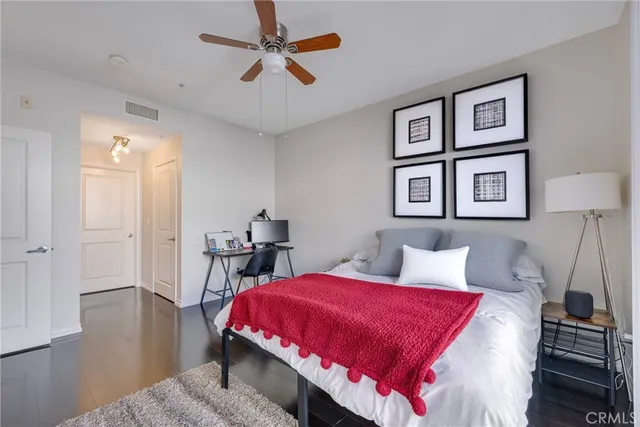 $505,000 | 1801 East Katella Avenue, Unit 4042, Anaheim, CA 92805