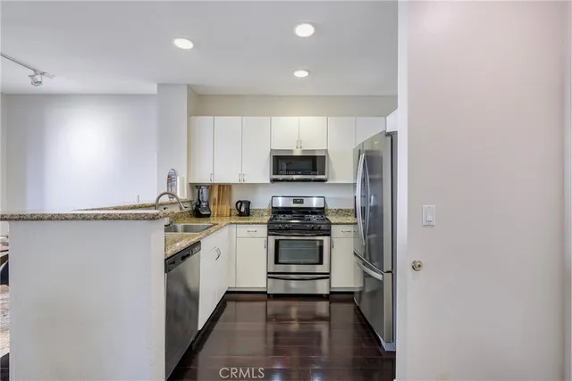 $505,000 | 1801 East Katella Avenue, Unit 4042, Anaheim, CA 92805