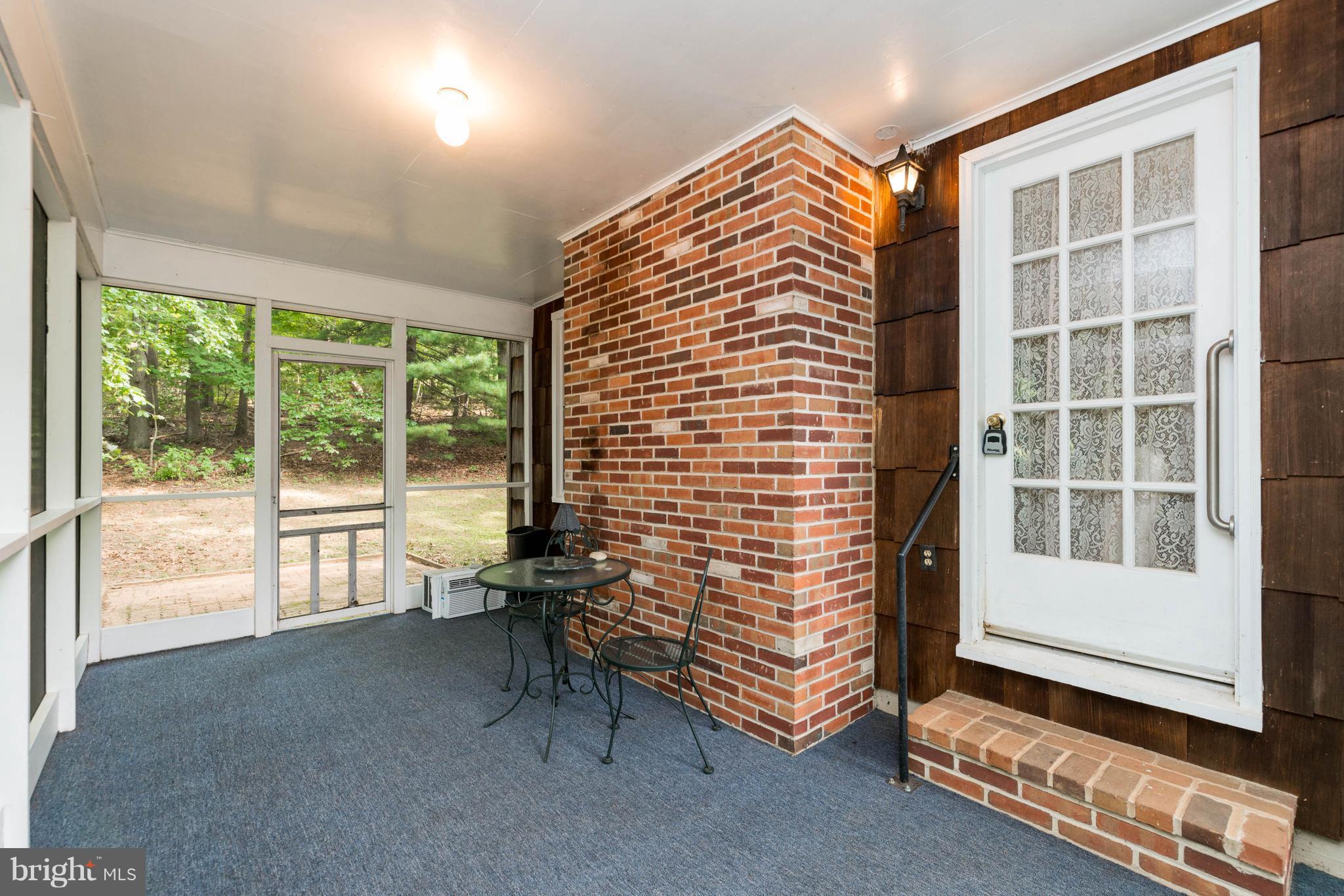 2704 Carrollton Road Finksburg, MD 21048 - Photo 25 of 30 Screened-in Porch 1