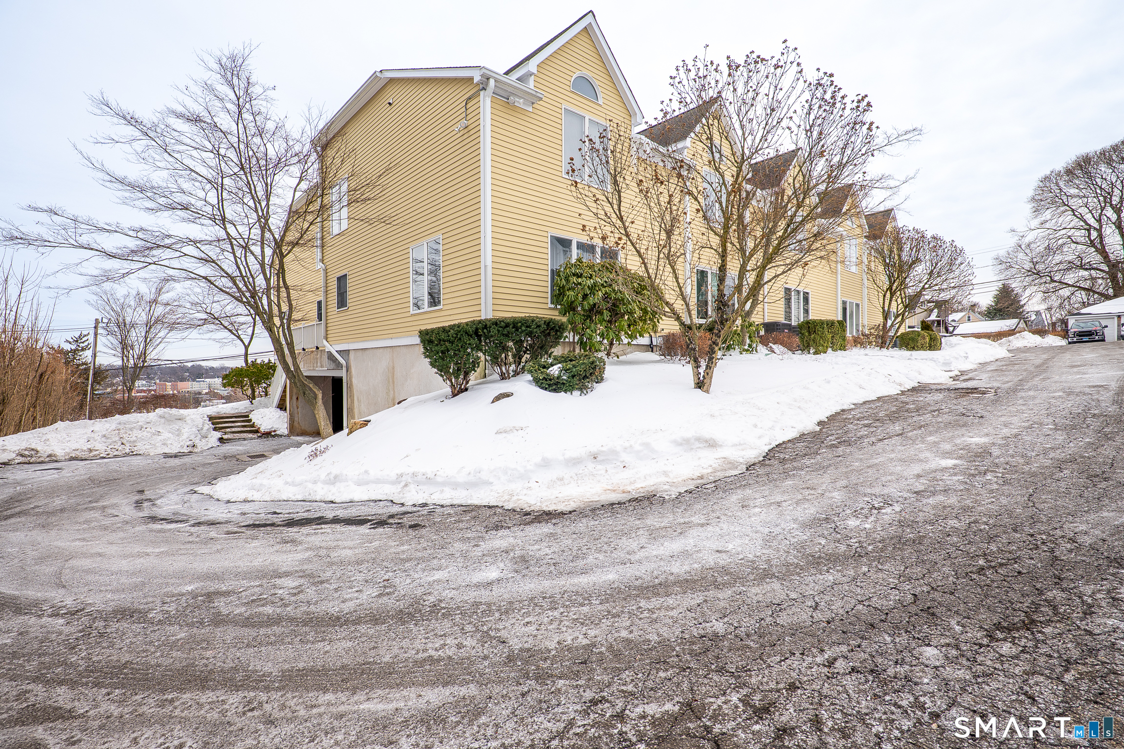 10 Prospect Street, Unit 8 Norwalk, CT 06850 - Photo 32 of 35