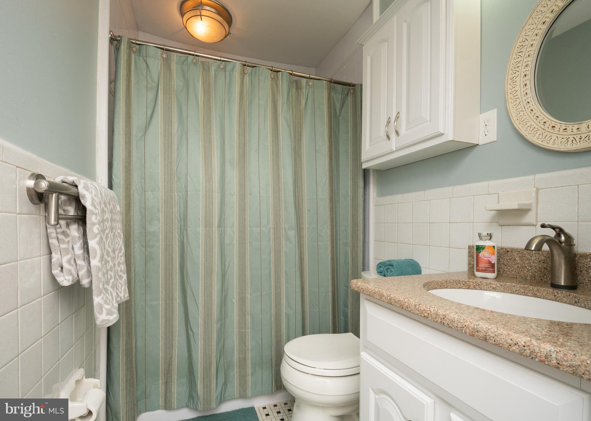706 Dryden Street Silver Spring, MD 20901 - Photo 8 of 38 Updated Full Bath