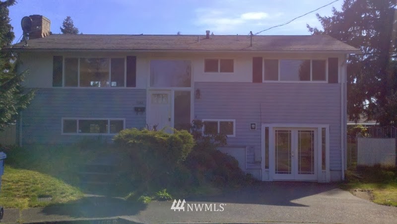 1068 Whitman Avenue Northeast Renton, WA 98059 - Photo 1 of 4 Gallery Image 1