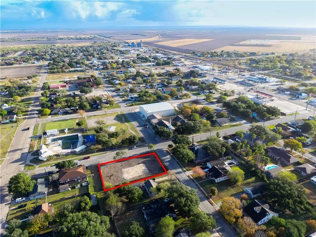 $80,000 | 400 West Turner Street, Odem, TX 78370