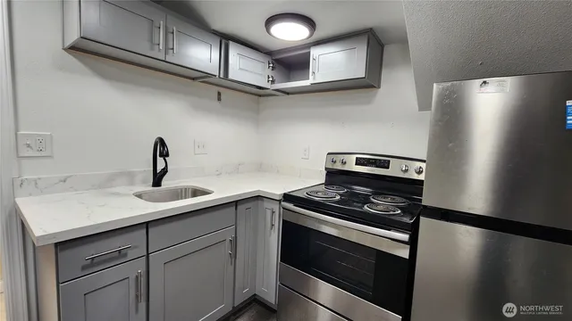 $1,195 | 1309 South 3rd Street, Unit H, Mount Vernon, WA 98273