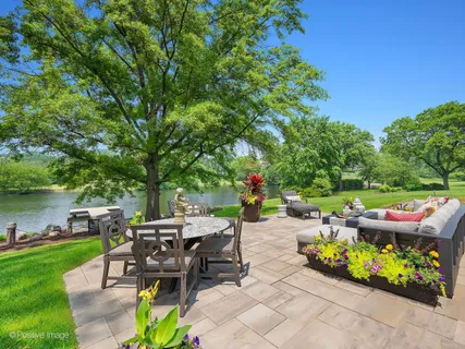 $4,295,000 | 10S370 South Madison Street, Burr Ridge, IL 60527
