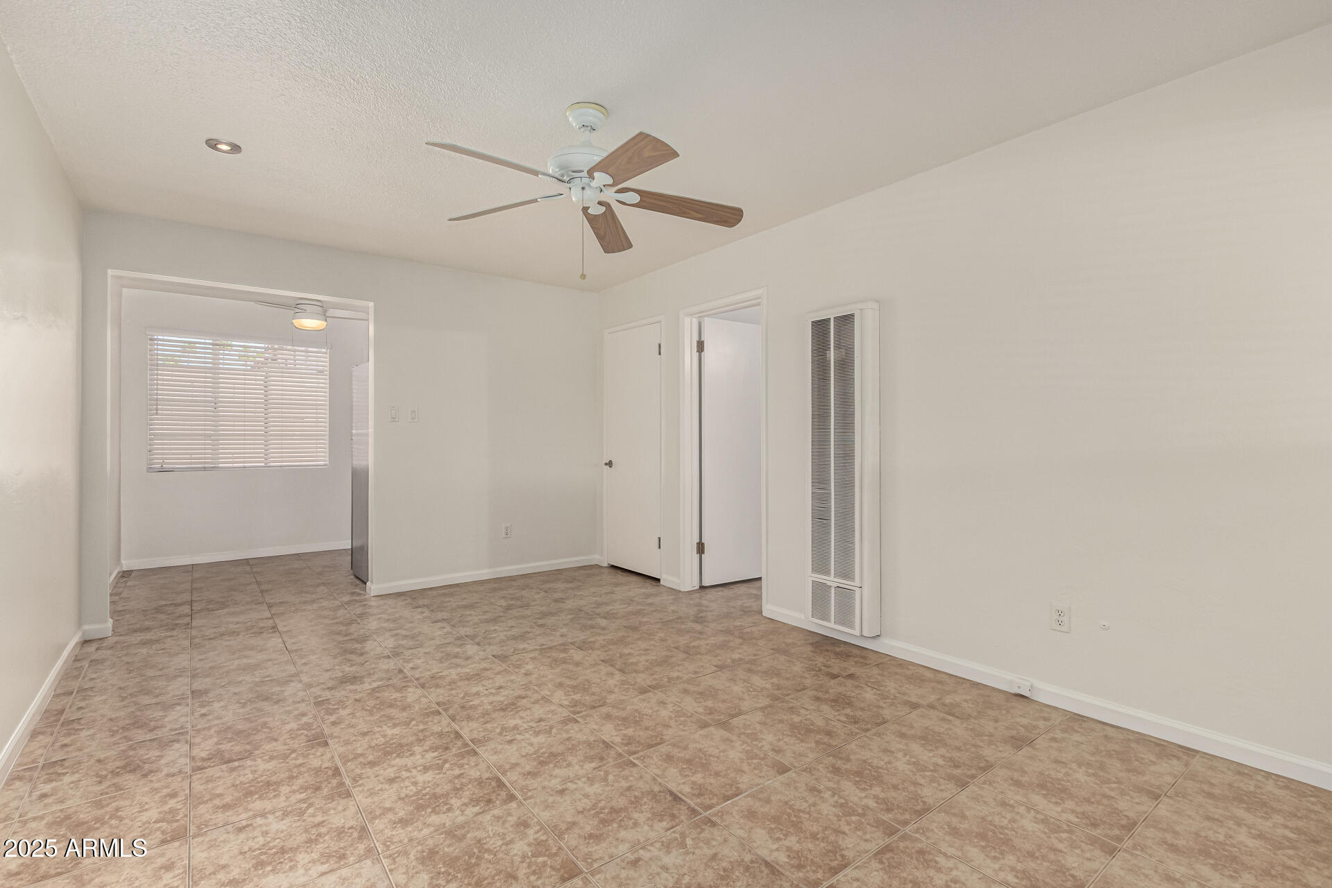 3540 East Montecito Avenue, Unit 3 Phoenix, AZ 85018 - Photo 9 of 23 a view of an empty room