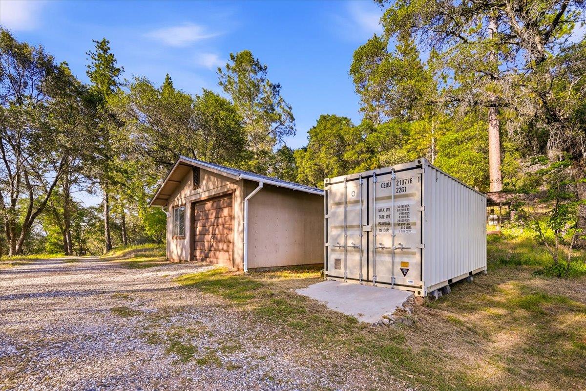 19235 Bumpy Road Grass Valley, CA 95949 - Photo 40 of 60
