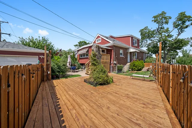 $2,800 | 7901 West Elmgrove Drive, Elmwood Park, IL 60707