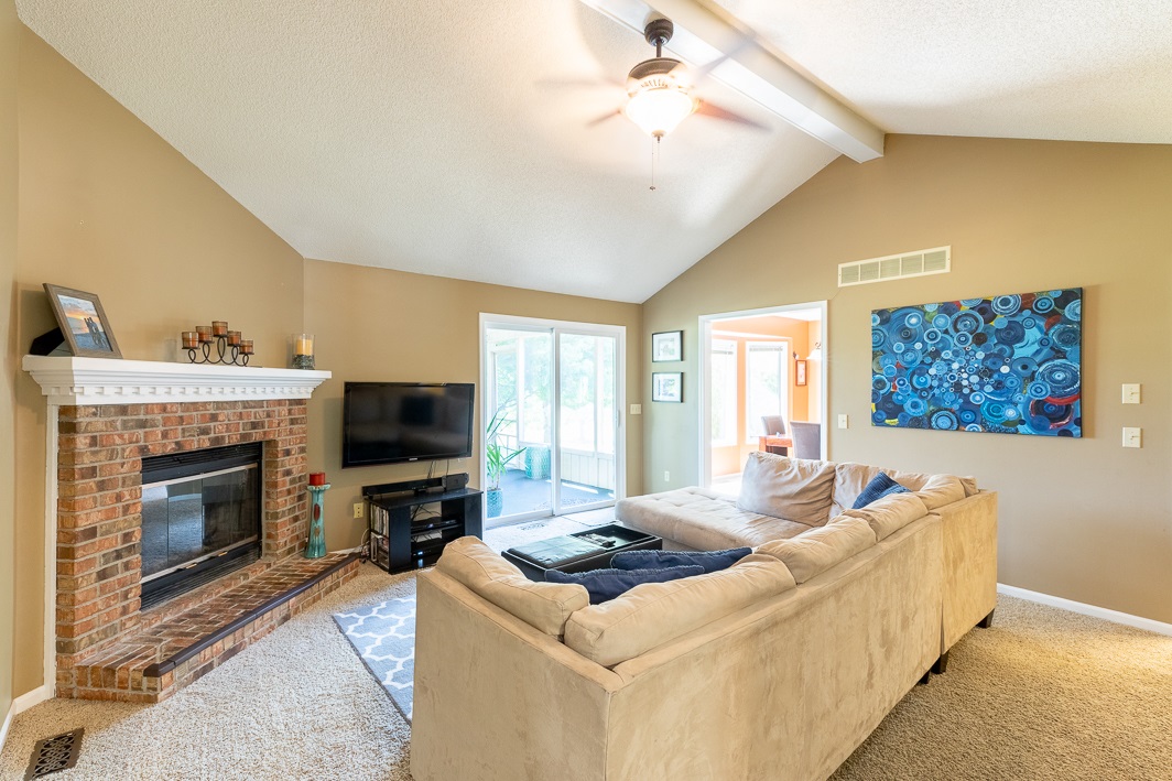6319 Shadow Ridge Run Fort Wayne, IN 46804 - Photo 5 of 18 Gallery Image 5
