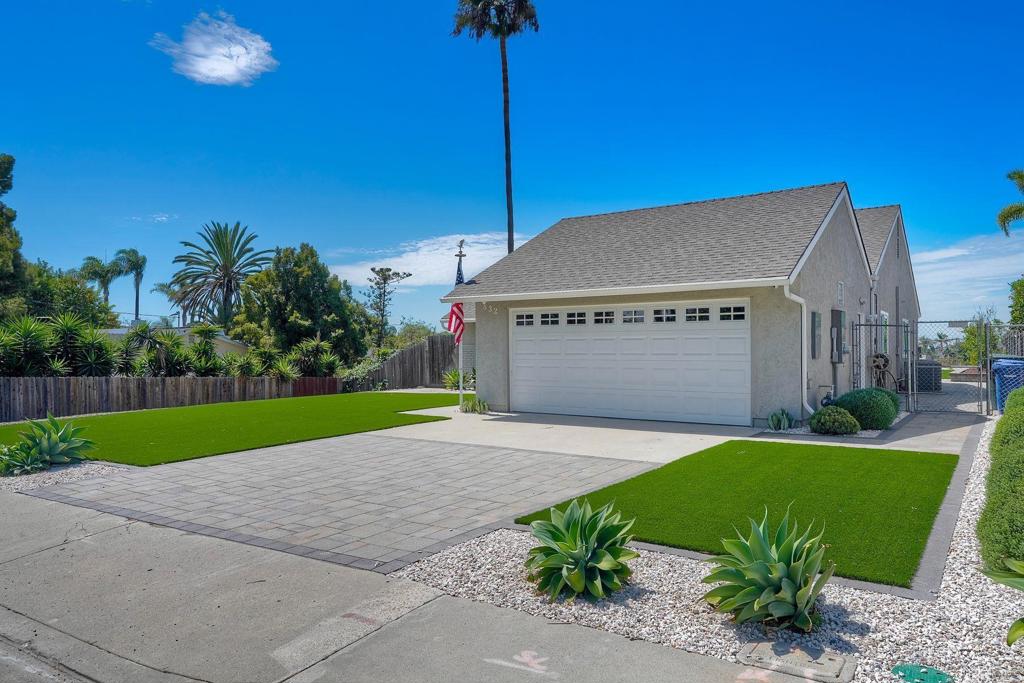 832 Grapevine Road Vista, CA 92083 - Photo 2 of 56 Gallery Image 2