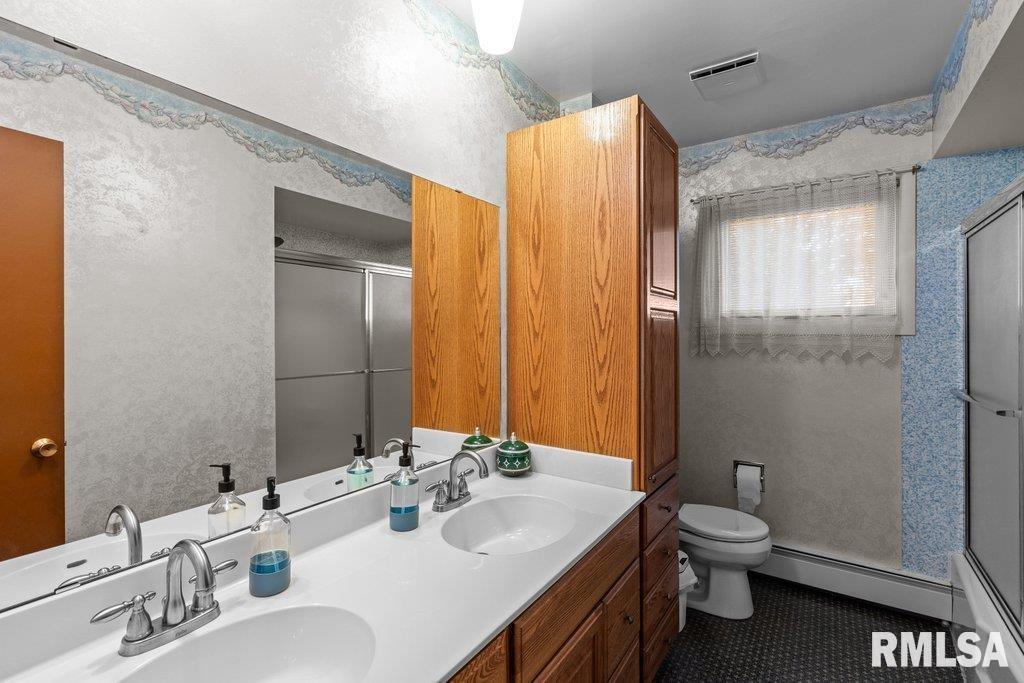 4718 20th Avenue Moline, IL 61265 - Photo 22 of 37