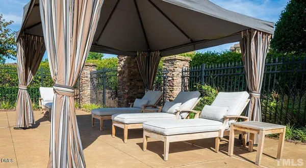 $1,745 | 300 Cosgrove Avenue, Unit A1, Chapel Hill, NC 27514