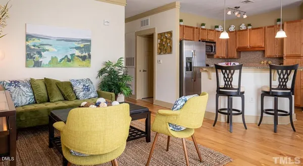 $1,745 | 300 Cosgrove Avenue, Unit A1, Chapel Hill, NC 27514