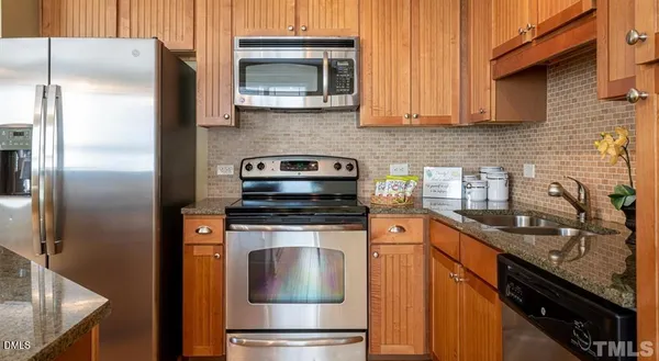 $1,745 | 300 Cosgrove Avenue, Unit A1, Chapel Hill, NC 27514