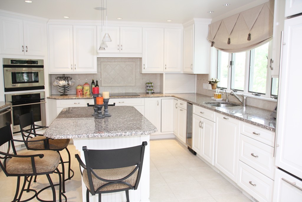 39 Gerald Road Marblehead, MA 01945 - Photo 9 of 25