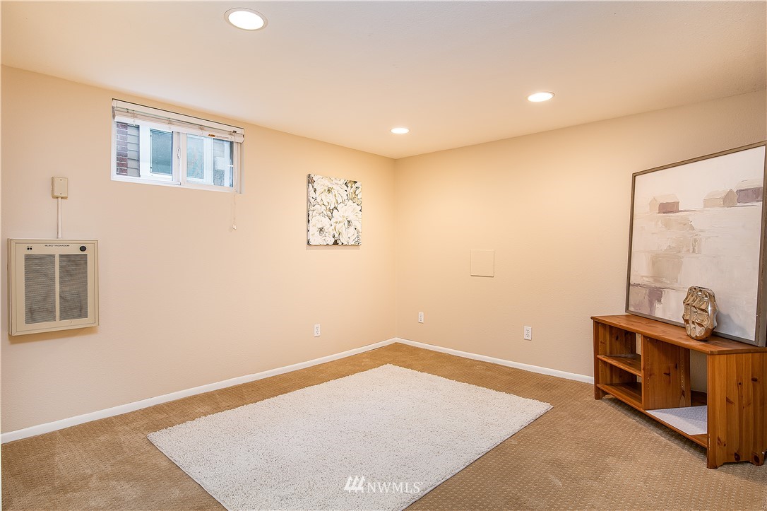 1355 North 79th Street Seattle, WA 98103 - Photo 12 of 20 Gallery Image 12