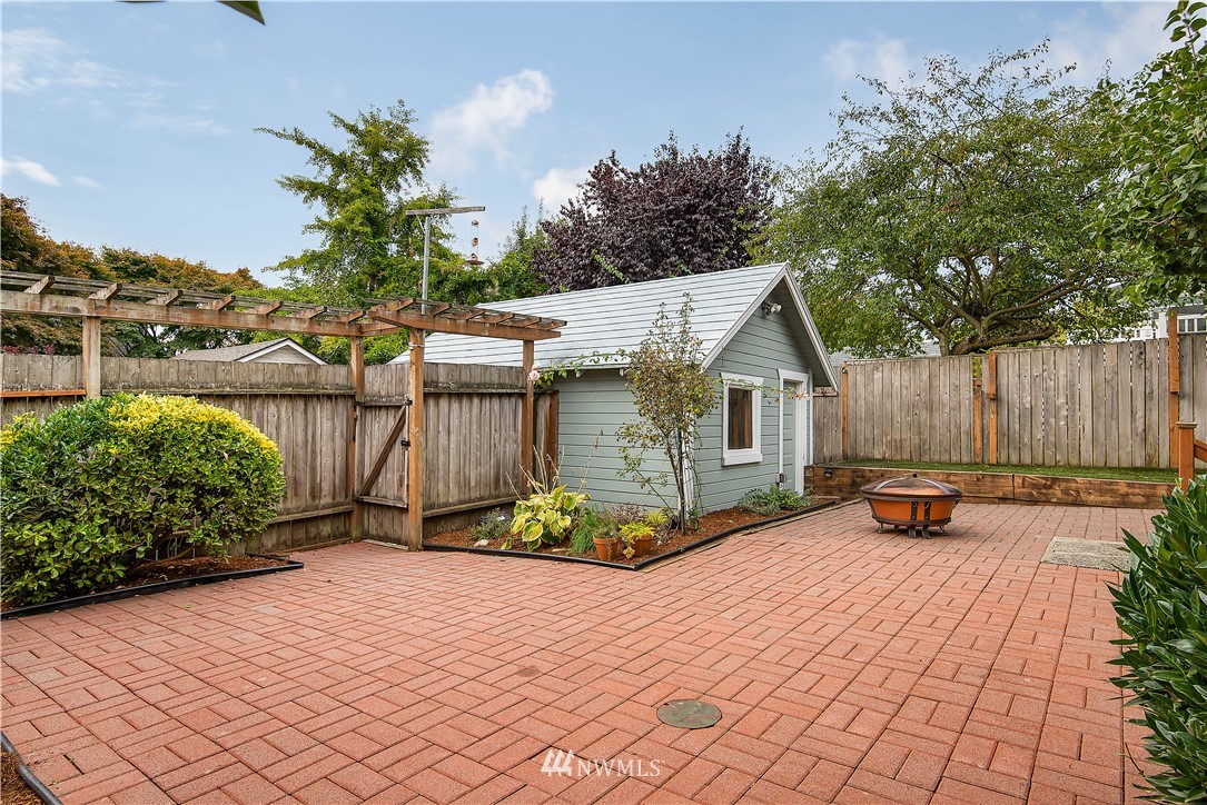 1355 North 79th Street Seattle, WA 98103 - Photo 17 of 20 Gallery Image 17
