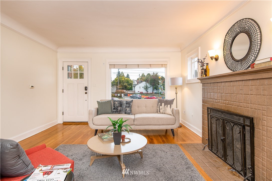 1355 North 79th Street Seattle, WA 98103 - Photo 4 of 20 Gallery Image 4