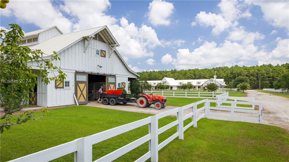 859 Bridle Path Boulevard Hardeeville, SC 29927 - Photo 6 of 40 SCAD's world class Equestrian facility inside the Telfair Plantation.