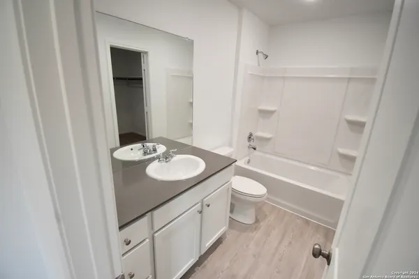 $1,600 | 3612 Axis Hl Street, New Braunfels, TX 78132